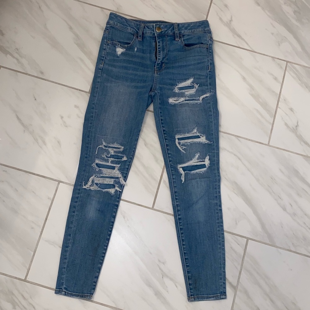 American Eagle Distressed Jeans